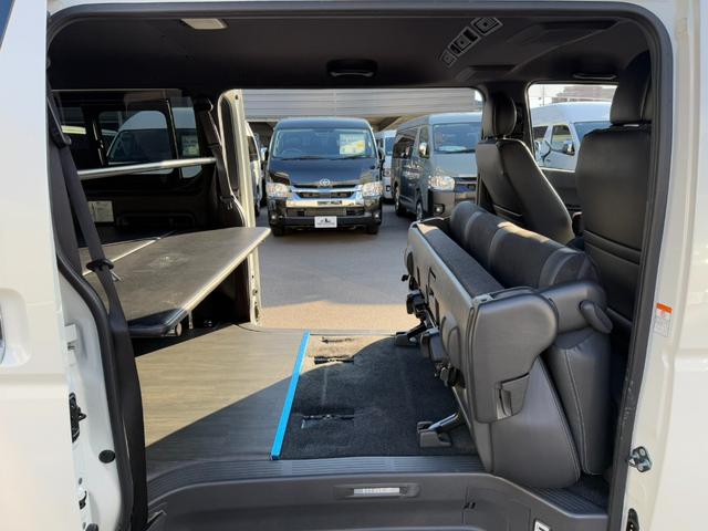 ハイエースバン スーパーGL ダークプライムII ローダウン/17inアルミ/ベッドキット/床張りキット/フロントエアロ/クルーズコントロール/衝突軽減ブレーキ(51枚目)