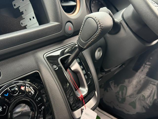 キャラバン ロンググランドプレミアムＧＸ　４ＷＤ／寒冷地仕様／シートヒーター／アラウンドビューモニター／衝突軽減ブレーキ／デジタルインナーミラー／（44枚目）