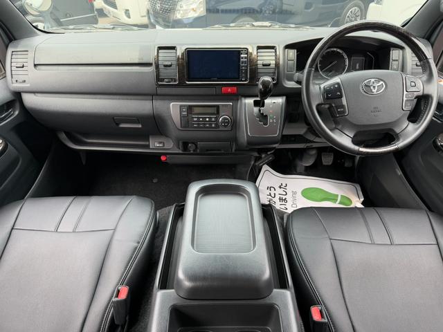 ハイエースバン スーパーGL ダークプライムII 後席モニター/アルパイン7インチナビ/ベッドキット/シートカバー/純正15インチアルミホイール/衝突軽減ブレーキ(30枚目)