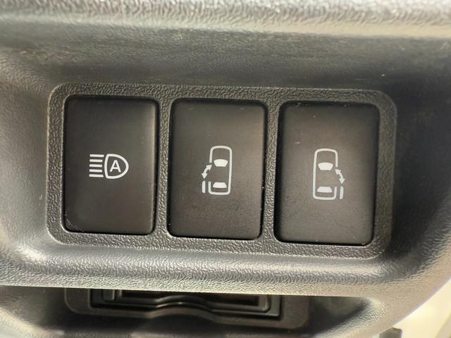 ハイエースバン スーパーGL ダークプライムII 後席モニター/アルパイン7インチナビ/ベッドキット/シートカバー/純正15インチアルミホイール/衝突軽減ブレーキ(39枚目)