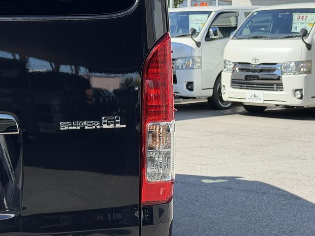 ハイエースバン スーパーGL ダークプライムII 純正7インチナビ/フルセグTV / ETC2.0 / パノラミックビューモニター / 衝突軽減ブレーキ /(26枚目)