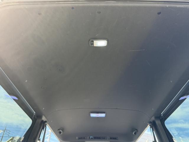 ハイエースバン スーパーGL ダークプライムII 純正7インチナビ/フルセグTV / ETC2.0 / パノラミックビューモニター / 衝突軽減ブレーキ /(53枚目)