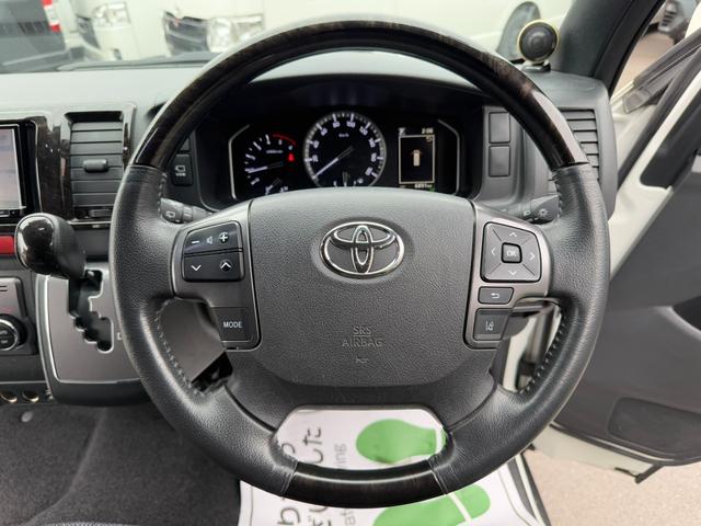 ハイエースバン スーパーGL ダークプライムII 寒冷地仕様/ローダウン/アルパイン後席モニター/ベッドキット/モデリスタフルエアロ/17インチアルミ /(39枚目)