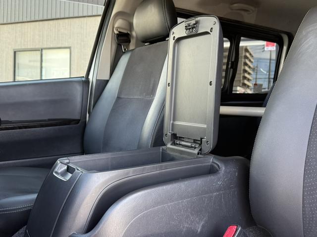 ハイエースバン スーパーGL ダークプライム シートカバー/イクリプス7インチナビ/バックカメラ/DVD視聴可/両側小窓付きスライドドア/ETC/(42枚目)