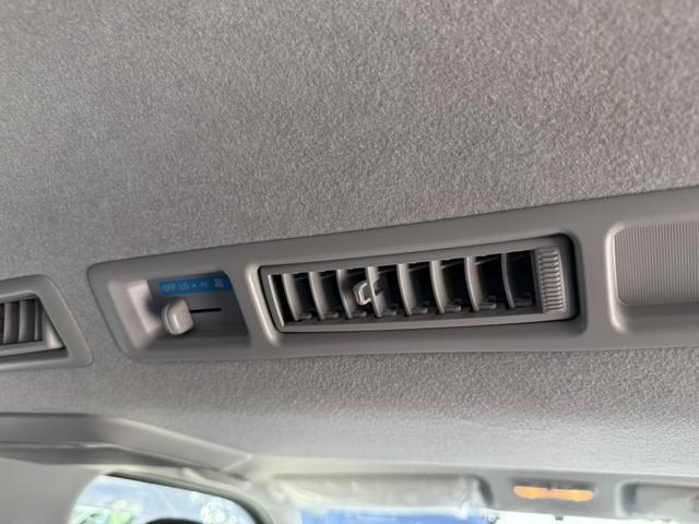 ハイエースバン スーパーGL ダークプライム シートカバー/イクリプス7インチナビ/バックカメラ/DVD視聴可/両側小窓付きスライドドア/ETC/(46枚目)