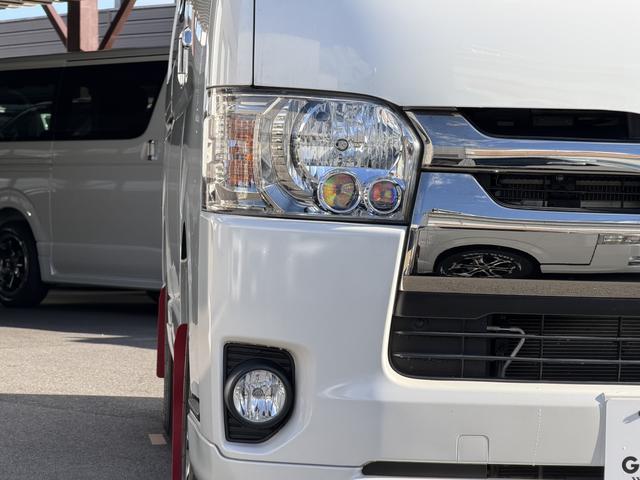 ハイエースバン スーパーGL ダークプライムII 4WD/TRDフルエアロ/ベッドキット/TRDマッドフラップ/15インチアルミ/7インチナビ/衝突軽減ブレーキ(20枚目)