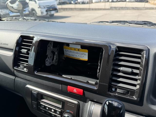 ハイエースバン ロングスーパーGL ダークプライムS 20周年記念車/4WD/純正15インチアルミ/デジタルインナーミラー/パノラミックビューモニター/(48枚目)