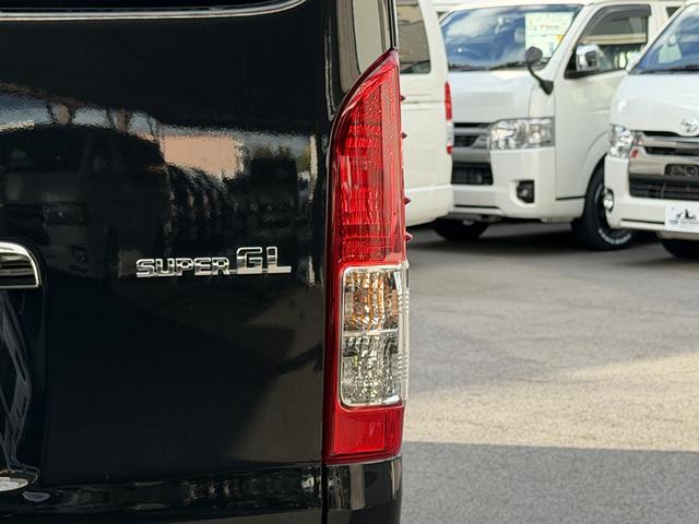 ハイエースバン スーパーGL ダークプライムII 15インチアルミホイール/純正7インチナビ/デジタルインナーミラー/両側電動スライドドア/衝突軽減ブレーキ /(27枚目)