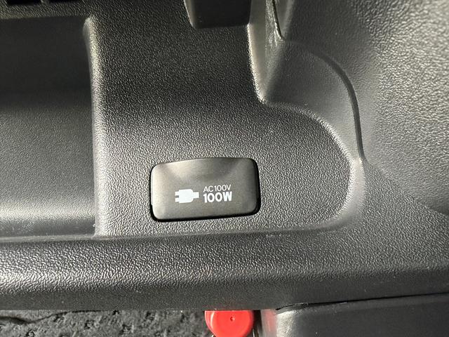 ハイエースバン スーパーＧＬ　ダークプライムＩＩ　４ＷＤ／寒冷地仕様／１６インチアルミホイール／アルパインＢＩＧ－Ｘ／ヒッチメンバー／フロントエアロ／ＥＴＣ／両側小窓付きスライドドア／ＡＣ１００Ｖコンセント／バックカメラ／ＬＥＤヘッドライト（37枚目）