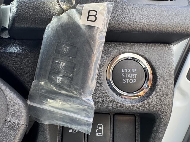 ハイエースワゴン グランドキャビン　ファインテックツアラー　登録済み未使用車／キャプテンシート／ファインテックツアラー／４列１０人乗り　／アルパインＢＩＧ－Ｘ　／（36枚目）