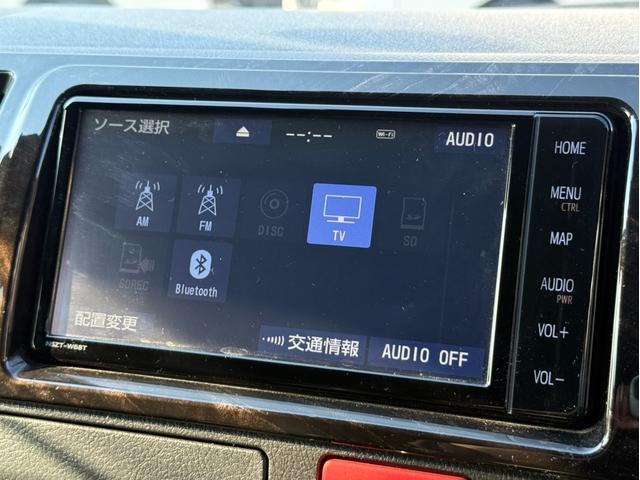 ハイエースバン スーパーＧＬ　ダークプライムＩＩ　１６ｉｎアルミ／フロントエアロ／ＧＲ８センターコンソール／ＴＲＤマッドフラップ／純正７インチナビ／ＥＴＣ２．０／パノラミックビューモニター／デジタルインナーミラー／衝突軽減ブレーキ／小窓付スライドドア（45枚目）