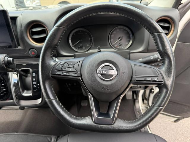 キャラバン ロンググランドプレミアムＧＸ　４ＷＤ／アラウンドビューモニター／荷室スライドフロア／ベットキット／１７ｉｎアルミ／ＥＴＣ／フローティングナビ（33枚目）