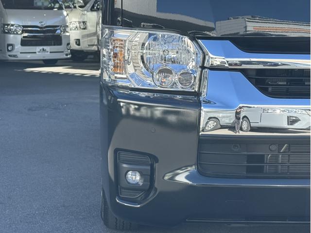 ハイエースワゴン ＧＬ　４列１０人乗り／１５インチアルミホイール／パノラミックビューモニター／デジタルインナーミラー／衝突軽減ブレーキ／片側電動スライドドア／ＡＣ１００Ｖ／ＬＥＤヘッドライト／スマートキー／プッシュスタート（21枚目）