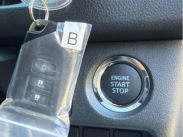 ハイエースワゴン ＧＬ　４列１０人乗り／１５インチアルミホイール／パノラミックビューモニター／デジタルインナーミラー／衝突軽減ブレーキ／片側電動スライドドア／ＡＣ１００Ｖ／ＬＥＤヘッドライト／スマートキー／プッシュスタート（37枚目）