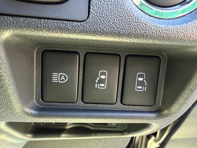 ハイエースバン スーパーGL ダークプライムII バッドフェイス/essex17インチAW/純正ナビ/パノラミックビューモニター/TSS/パワースライドドア/ローダウン/床張り/ベッドキット/キャンピングカー(43枚目)