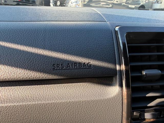 ハイエースバン スーパーGL ダークプライムII バッドフェイス/essex17インチAW/純正ナビ/パノラミックビューモニター/TSS/パワースライドドア/ローダウン/床張り/ベッドキット/キャンピングカー(45枚目)