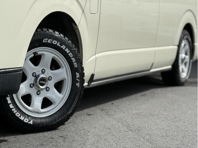 ハイエースバン ＤＸ　４ＷＤ／１６インチアルミホイール／丸目ヘッドライト／アルパインＢＩＧ－Ｘ／ベッドキット／デジタルインナーミラー（22枚目）