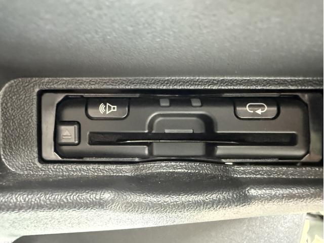 ハイエースバン ＤＸ　４ＷＤ／１６インチアルミホイール／丸目ヘッドライト／アルパインＢＩＧ－Ｘ／ベッドキット／デジタルインナーミラー（39枚目）