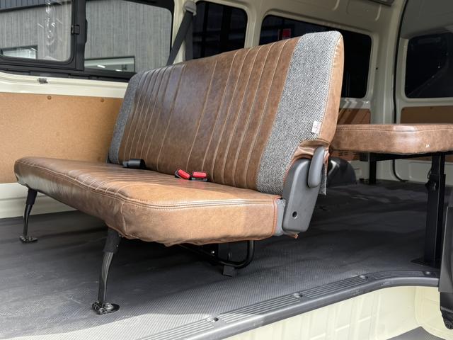ハイエースバン ＤＸ　４ＷＤ／１６インチアルミホイール／丸目ヘッドライト／アルパインＢＩＧ－Ｘ／ベッドキット／デジタルインナーミラー（48枚目）