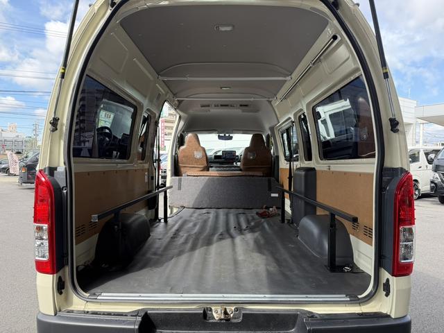 ハイエースバン ＤＸ　４ＷＤ／１６インチアルミホイール／丸目ヘッドライト／アルパインＢＩＧ－Ｘ／ベッドキット／デジタルインナーミラー（52枚目）