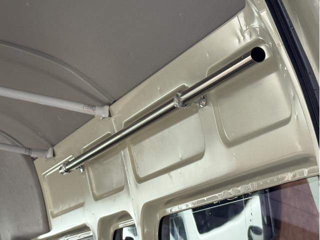 ハイエースバン ＤＸ　４ＷＤ／１６インチアルミホイール／丸目ヘッドライト／アルパインＢＩＧ－Ｘ／ベッドキット／デジタルインナーミラー（54枚目）