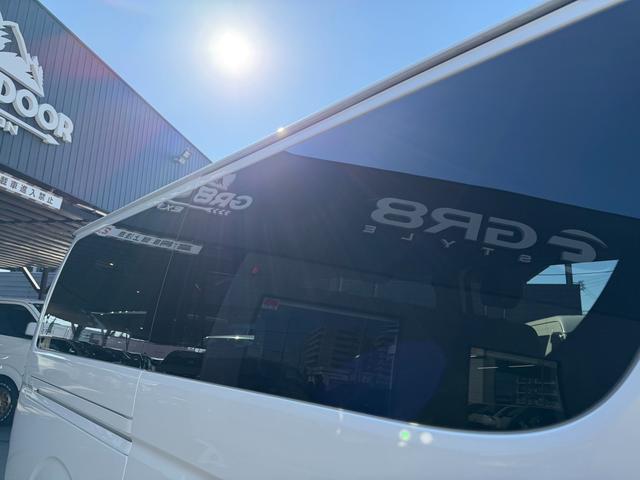 ハイエースバン ロングスーパーＧＬ　ダークプライムＳ　登録済未使用車／２０周年記念車／４ＷＤ／衝突軽減ブレーキ／デジタルインナーミラー／パノラミックビューモニター（25枚目）