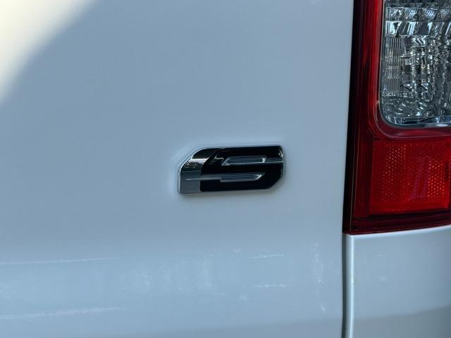 ハイエースバン ロングスーパーＧＬ　ダークプライムＳ　登録済未使用車／２０周年記念車／４ＷＤ／衝突軽減ブレーキ／デジタルインナーミラー／パノラミックビューモニター（27枚目）