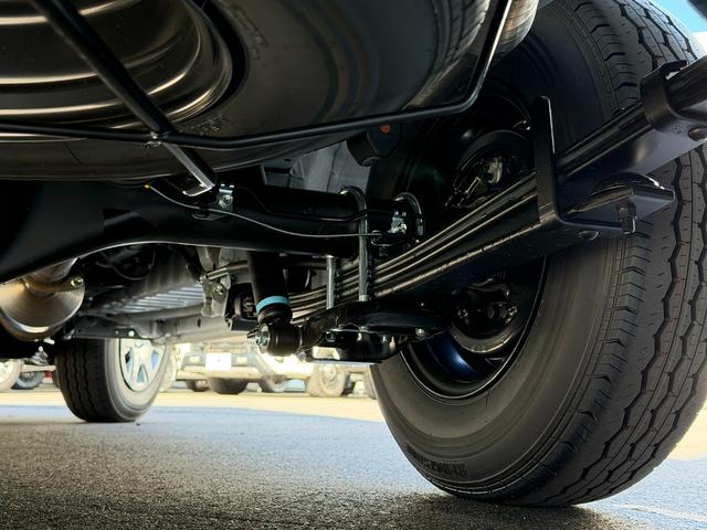 ハイエースバン ロングスーパーＧＬ　ダークプライムＳ　登録済未使用車／２０周年記念車／４ＷＤ／衝突軽減ブレーキ／デジタルインナーミラー／パノラミックビューモニター（30枚目）