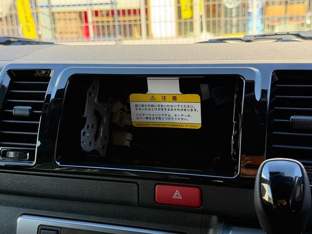 ハイエースバン ロングスーパーＧＬ　ダークプライムＳ　登録済未使用車／２０周年記念車／４ＷＤ／衝突軽減ブレーキ／デジタルインナーミラー／パノラミックビューモニター（43枚目）