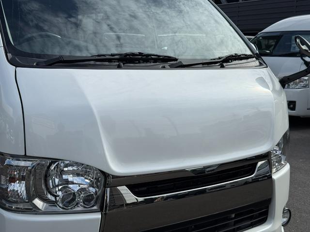 ハイエースバン スーパーGL ダークプライム 16インチアルミ/アルパインBIG-X/後席モニター/BOXベッドキット/フロントエアロ/バッドフェイスボンネット/社外センターコンソール/両側電動スライドドア/社外テールランプ/キャンピングカー(21枚目)