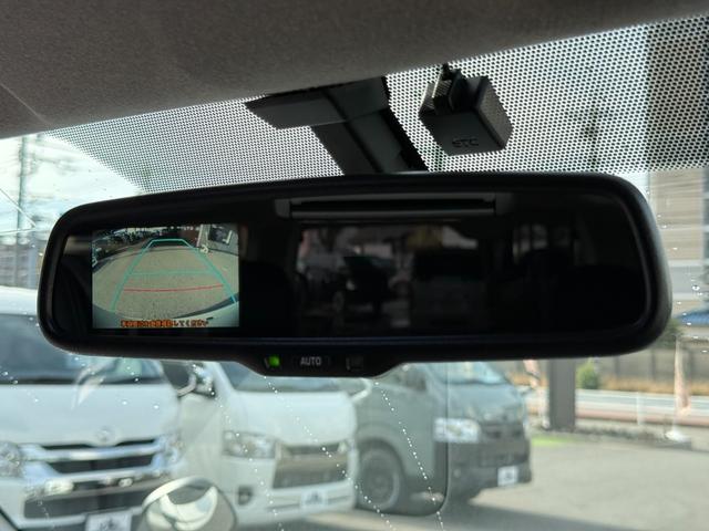 ハイエースバン スーパーGL ダークプライム 16インチアルミ/アルパインBIG-X/後席モニター/BOXベッドキット/フロントエアロ/バッドフェイスボンネット/社外センターコンソール/両側電動スライドドア/社外テールランプ/キャンピングカー(40枚目)