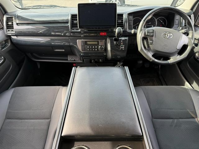 ハイエースバン スーパーGL ダークプライム 16インチアルミ/アルパインBIG-X/後席モニター/BOXベッドキット/フロントエアロ/バッドフェイスボンネット/社外センターコンソール/両側電動スライドドア/社外テールランプ/キャンピングカー(48枚目)