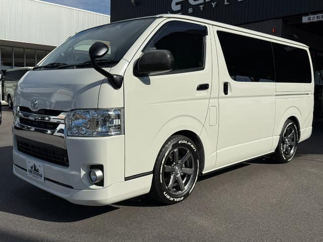 ハイエースバン ロングDX GLパッケージ マニュアル車/ローダウン/17インチアルミホイール/ベッドキット/フロントエアロ/床張り/シートカバー/カロッツェリア7インチナビ/フルセグTV/ETC/LEDヘッドライト/キーレス/キャンピングカー(13枚目)
