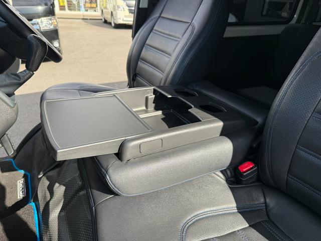 ハイエースバン ロングDX GLパッケージ マニュアル車/ローダウン/17インチアルミホイール/ベッドキット/フロントエアロ/床張り/シートカバー/カロッツェリア7インチナビ/フルセグTV/ETC/LEDヘッドライト/キーレス/キャンピングカー(45枚目)
