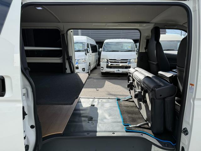ハイエースバン ロングDX GLパッケージ マニュアル車/ローダウン/17インチアルミホイール/ベッドキット/フロントエアロ/床張り/シートカバー/カロッツェリア7インチナビ/フルセグTV/ETC/LEDヘッドライト/キーレス/キャンピングカー(51枚目)