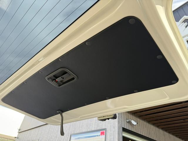 ハイエースバン ロングDX GLパッケージ マニュアル車/ローダウン/17インチアルミホイール/ベッドキット/フロントエアロ/床張り/シートカバー/カロッツェリア7インチナビ/フルセグTV/ETC/LEDヘッドライト/キーレス/キャンピングカー(55枚目)