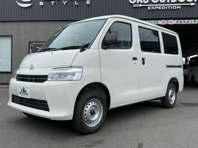 タウンエースバン GL 登録済未使用車/4WD/7インチナビ/ETC/バックカメラ/衝突軽減ブレーキ/純正ホイール/コーナーセンサー/アイドリングストップ/キーレスエントリー/助手席エアバッグ/パワーウインドウ(13枚目)