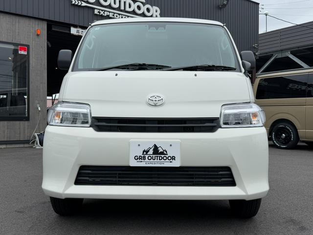 タウンエースバン GL 登録済未使用車/4WD/7インチナビ/ETC/バックカメラ/衝突軽減ブレーキ/純正ホイール/コーナーセンサー/アイドリングストップ/キーレスエントリー/助手席エアバッグ/パワーウインドウ(16枚目)