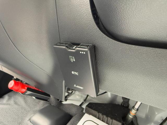 タウンエースバン GL 登録済未使用車/4WD/7インチナビ/ETC/バックカメラ/衝突軽減ブレーキ/純正ホイール/コーナーセンサー/アイドリングストップ/キーレスエントリー/助手席エアバッグ/パワーウインドウ(48枚目)