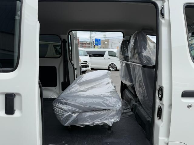 タウンエースバン GL 登録済未使用車/4WD/7インチナビ/ETC/バックカメラ/衝突軽減ブレーキ/純正ホイール/コーナーセンサー/アイドリングストップ/キーレスエントリー/助手席エアバッグ/パワーウインドウ(51枚目)