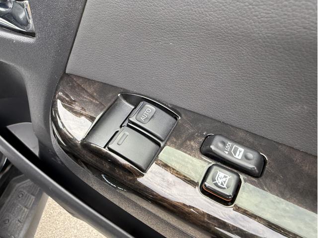 ハイエースバン スーパーGL ダークプライムII 4WD/寒冷地仕様/丸目ヘッドライト/16インチアルミ/デジタルインナーミラー/パノラミックビューモニター(55枚目)