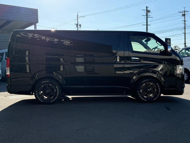 ハイエースバン スーパーＧＬ　ダークプライム　寒冷地仕様／ローダウン／１６インチアルミ／ベッドキット／フロントエアロ／７インチナビ／バックカメラ／（18枚目）