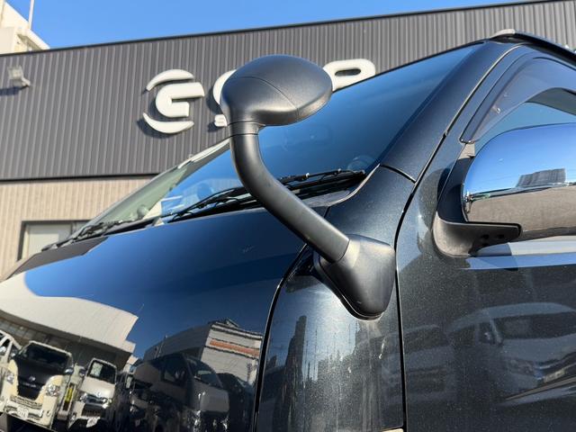 ハイエースバン スーパーＧＬ　ダークプライム　寒冷地仕様／ローダウン／１６インチアルミ／ベッドキット／フロントエアロ／７インチナビ／バックカメラ／（23枚目）