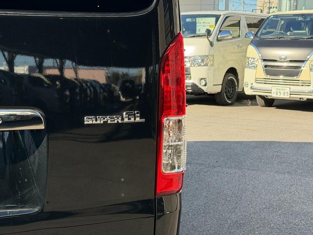 ハイエースバン スーパーＧＬ　ダークプライム　寒冷地仕様／ローダウン／１６インチアルミ／ベッドキット／フロントエアロ／７インチナビ／バックカメラ／（26枚目）