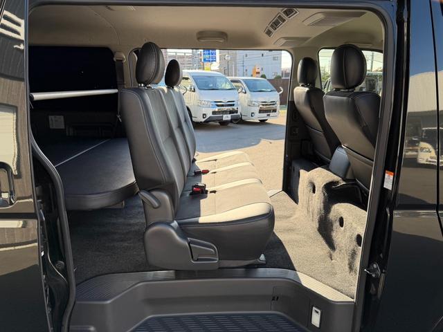 ハイエースバン スーパーＧＬ　ダークプライム　寒冷地仕様／ローダウン／１６インチアルミ／ベッドキット／フロントエアロ／７インチナビ／バックカメラ／（49枚目）