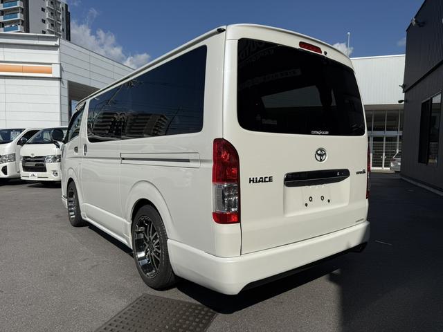 ハイエースバン ロングスーパーGL ローダウン/18inアルミホイール/BOXベッドキット/フルエアロ/バッドフェイスボンネット/ロッドホルダー(17枚目)