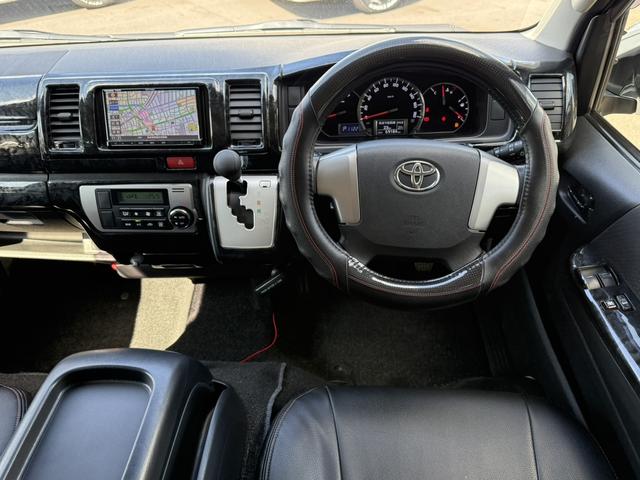 ハイエースバン ロングスーパーGL ローダウン/18inアルミホイール/BOXベッドキット/フルエアロ/バッドフェイスボンネット/ロッドホルダー(47枚目)