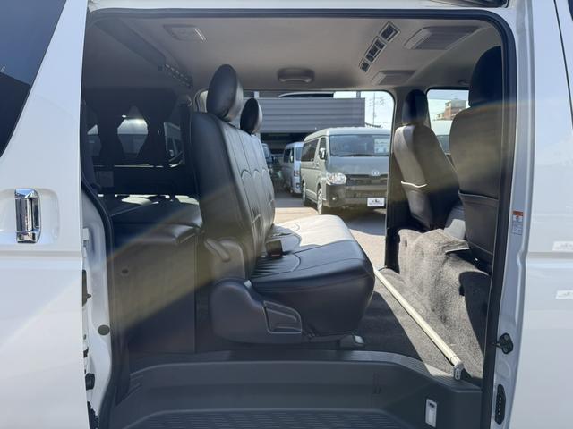 ハイエースバン ロングスーパーGL ローダウン/18inアルミホイール/BOXベッドキット/フルエアロ/バッドフェイスボンネット/ロッドホルダー(50枚目)