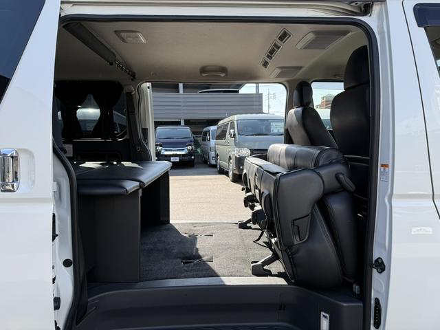 ハイエースバン ロングスーパーGL ローダウン/18inアルミホイール/BOXベッドキット/フルエアロ/バッドフェイスボンネット/ロッドホルダー(52枚目)