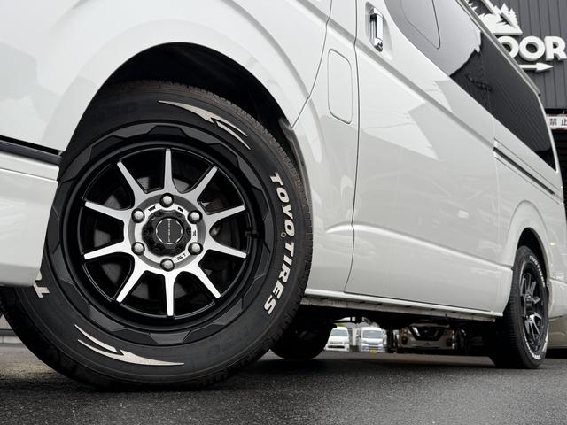 ハイエースバン スーパーGL ダークプライムII 17インチアルミ/ベッドキット/フロントエアロ/カロッツェリア後席モニター/カロッツェリア7インチナビ/シートカバー/衝突軽減ブレーキ/バックカメラ/両側小窓付きスライドドア/キャンピングカー(20枚目)